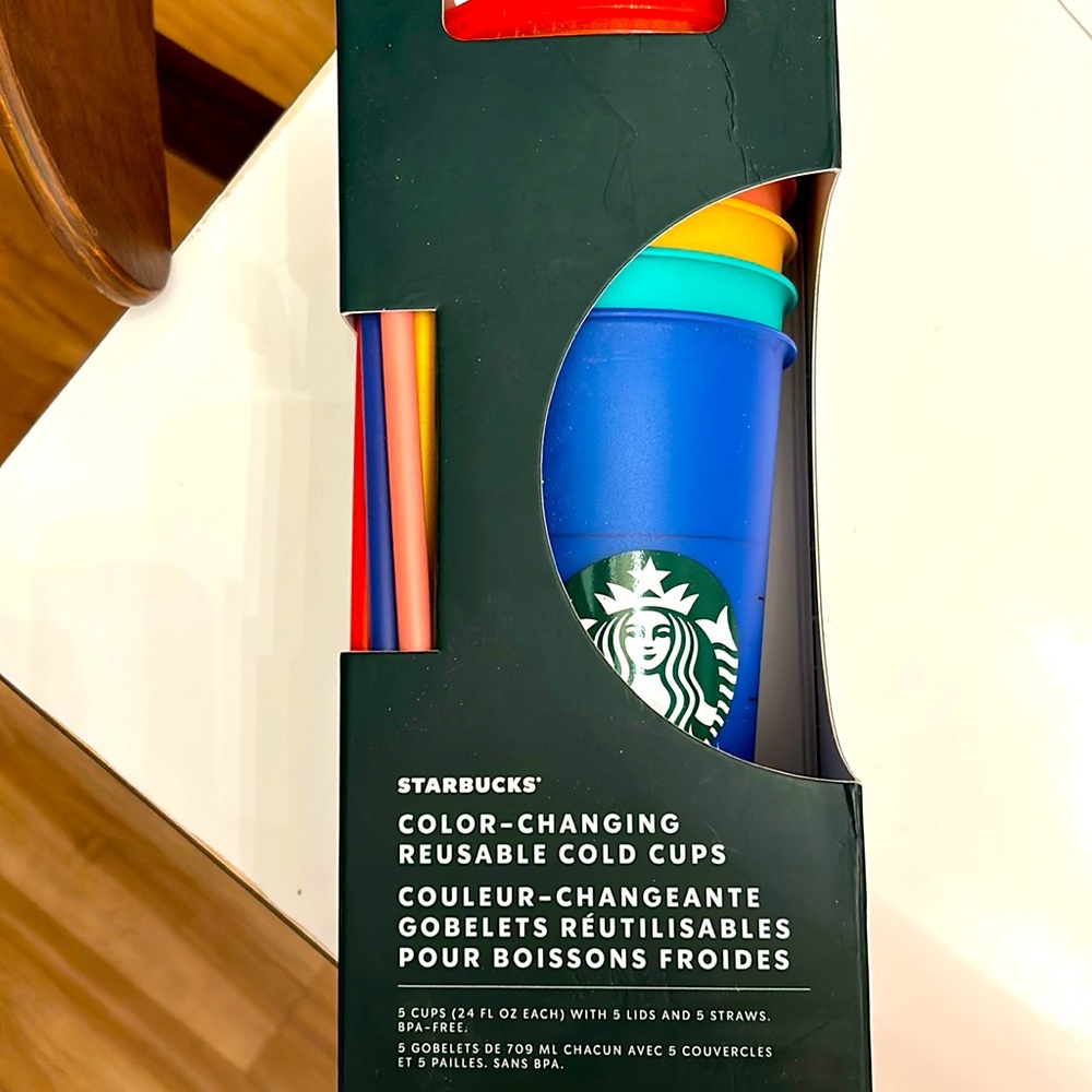 Starbucks color changing cups